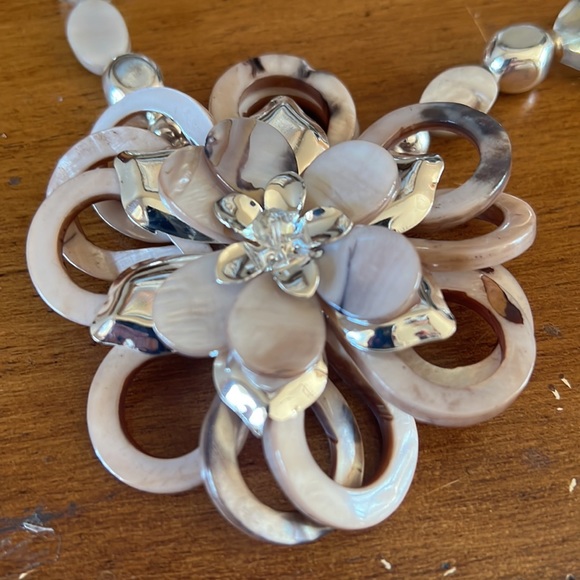 Birch Hill Statement Necklace - Picture 4 of 12